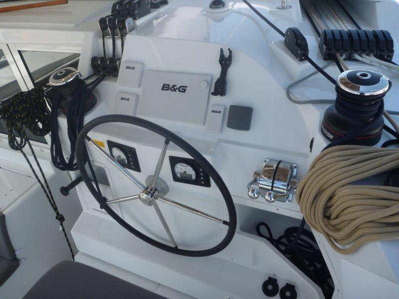 Book yachts online - catamaran - Lagoon 421 (4+1 cab.) - Allegria - rent