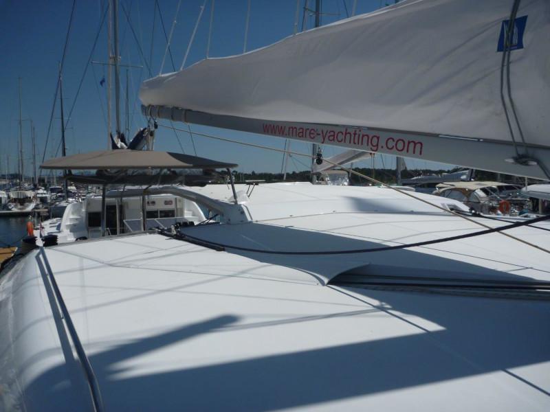 Book yachts online - catamaran - Lagoon 421 (4+1 cab.) - Allegria - rent