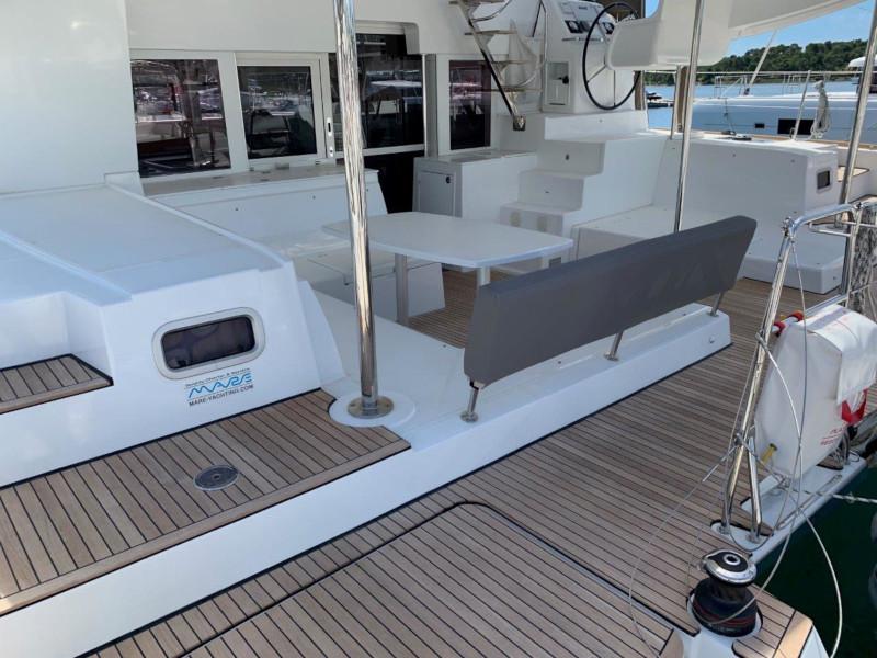 Book yachts online - catamaran - Lagoon 450 Sport (4+2 cab.) - Oryx - rent