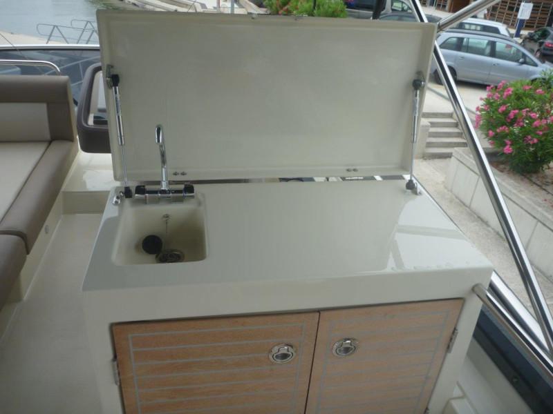 Book yachts online - motorboat - Monte Carlo 5 (3+1 cab.) - Jaluca - rent