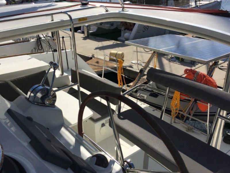 Book yachts online - catamaran - Lagoon 400 (4+2 cab.) - Cool Cat - rent