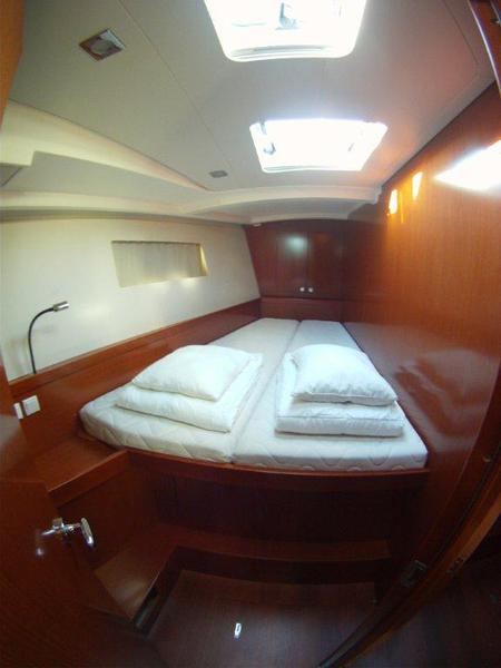Book yachts online - sailboat - Oceanis 45 - Ponente - rent