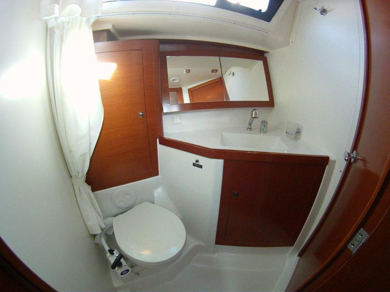 Book yachts online - sailboat - Oceanis 45 - Ponente - rent