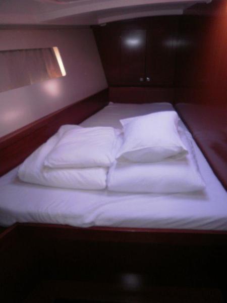 Book yachts online - sailboat - Oceanis 45 - Cabernet - rent