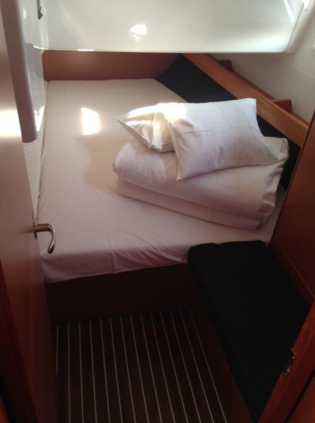Book yachts online - sailboat - Bavaria Cruiser41 - Optima - rent