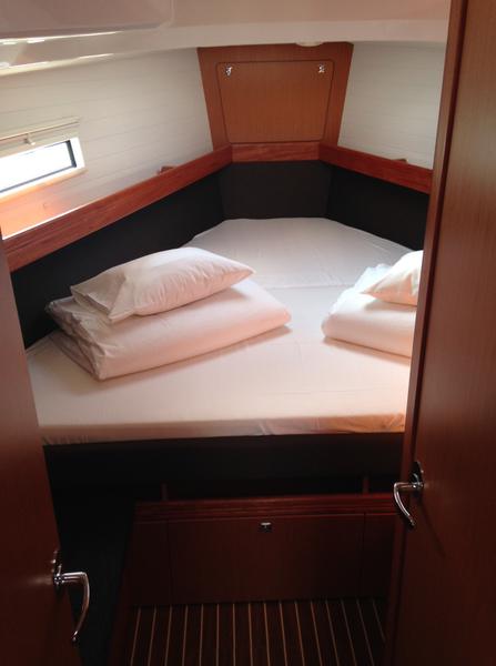 Book yachts online - sailboat - Bavaria Cruiser41 - Optima - rent