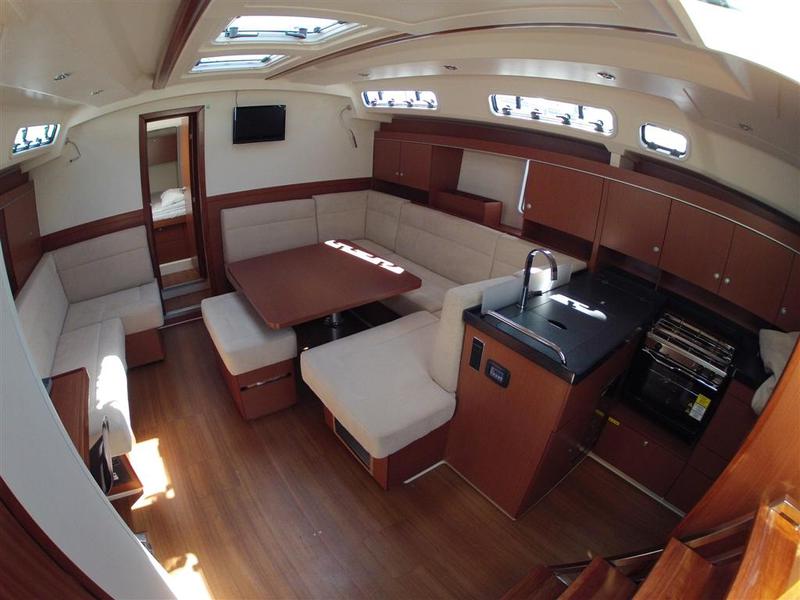 Book yachts online - sailboat - Hanse 445 - Silba I - rent