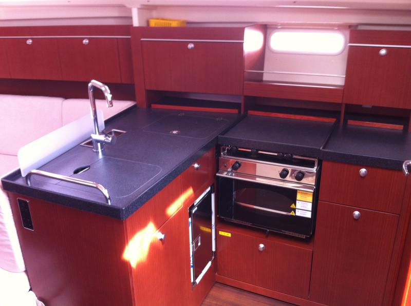 Book yachts online - sailboat - Hanse 415 - Valun - rent