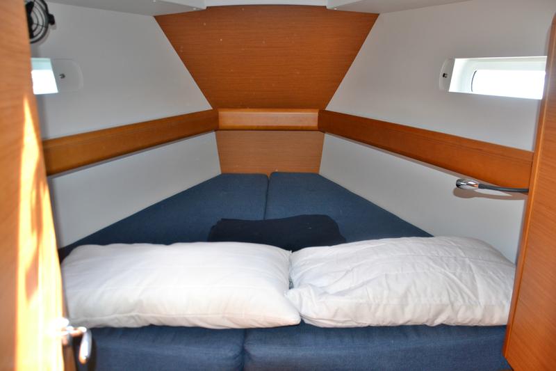 Book yachts online - sailboat - Sun Odyssey 449 - Jak - rent