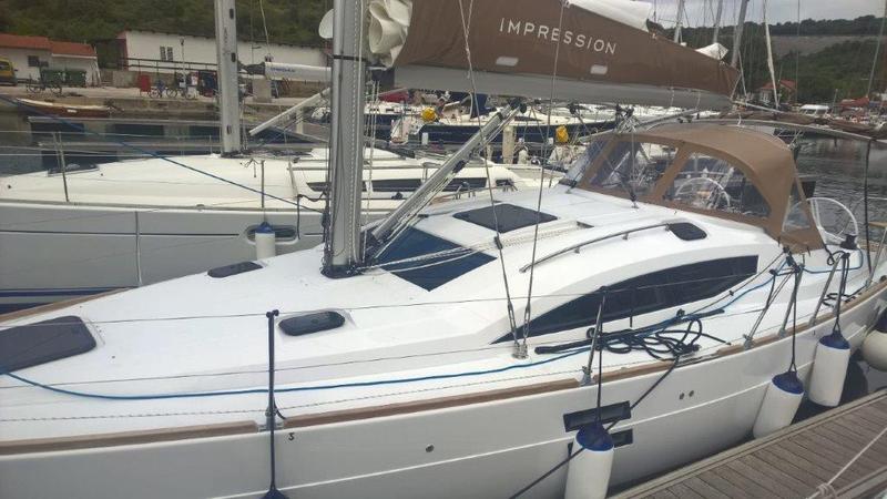 Book yachts online - sailboat - Elan Impression 40 - AQUA JANA with A/C - rent
