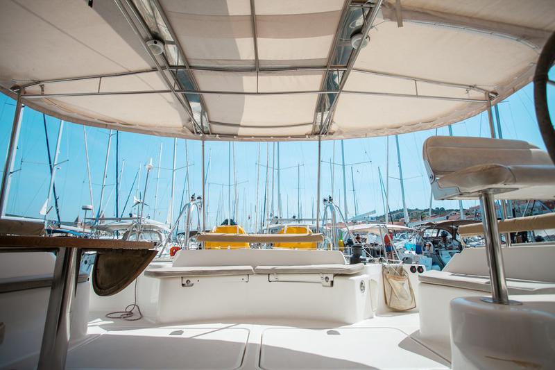 Book yachts online - catamaran - Privilege 465 - PANTARHEI   - rent