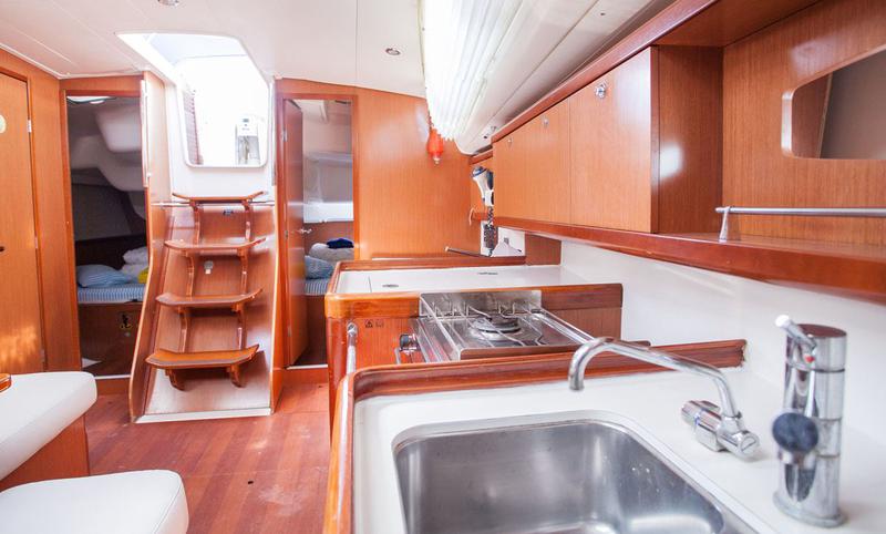 Book yachts online - sailboat - Oceanis 40 - Ventura - rent