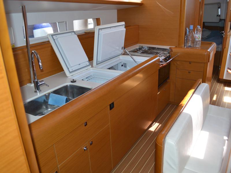 Book yachts online - sailboat - Sun Odyssey 509 - Jasna - rent