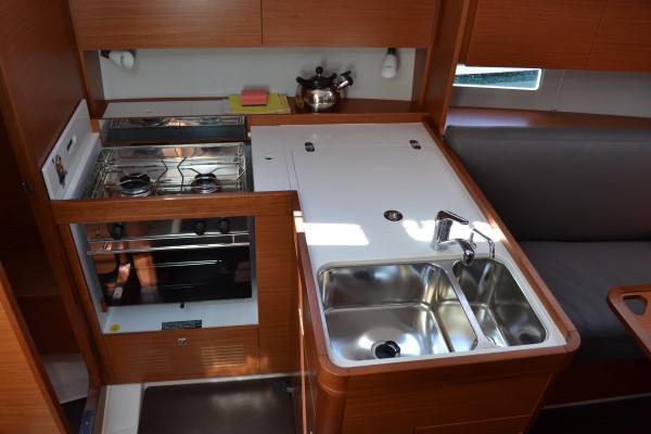 Book yachts online - sailboat - Dufour 360 GL - Minion - rent