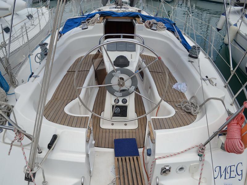 Book yachts online - sailboat - Bavaria 36 - Meg - rent