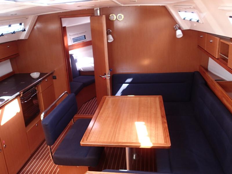 Book yachts online - sailboat - Bavaria 40 Cruiser. - Mojito - rent