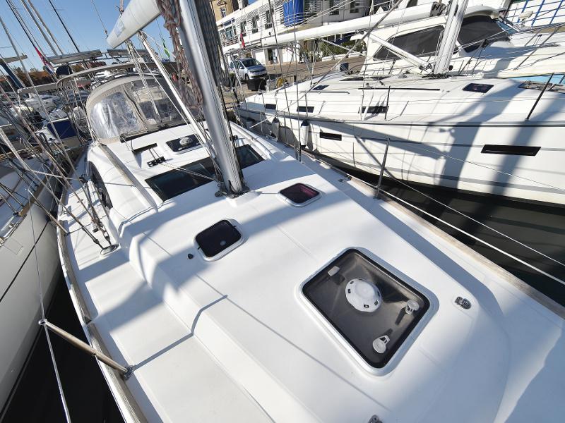 Book yachts online - sailboat - Oceanis 40 - Second Wind - rent
