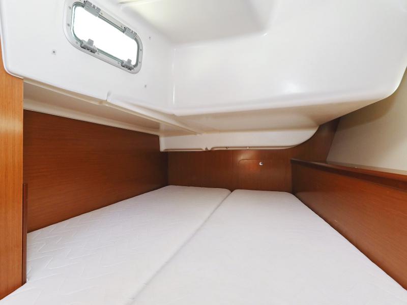 Book yachts online - sailboat - Oceanis 40 - Second Wind - rent