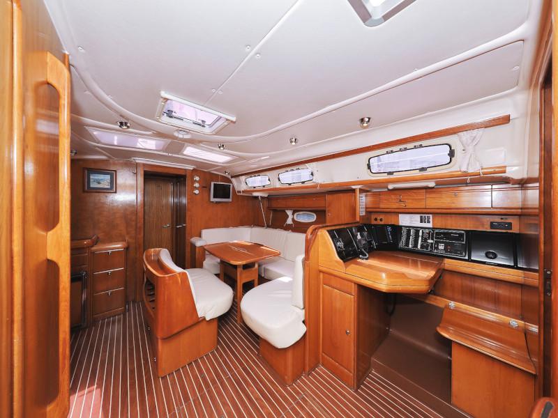 Book yachts online - sailboat - Bavaria 46 Cruiser - Espada - rent