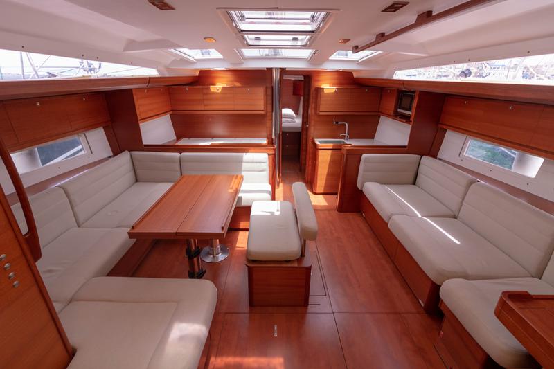 Book yachts online - sailboat - Dufour 500 GL - Nirvana - rent