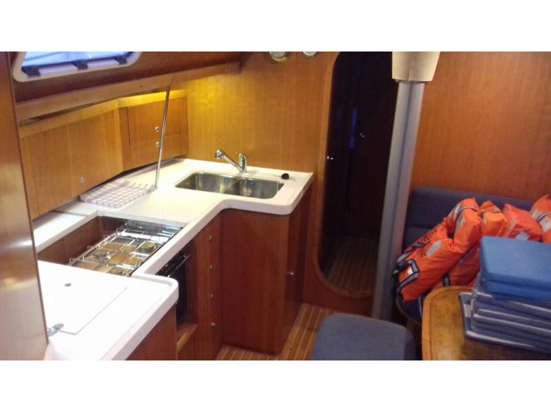 Book yachts online - sailboat - Salona 45 - Karla - rent