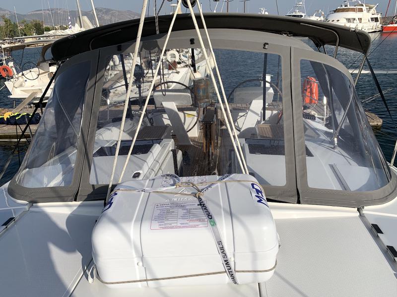 Book yachts online - sailboat - Hanse 458 - Astrea - rent