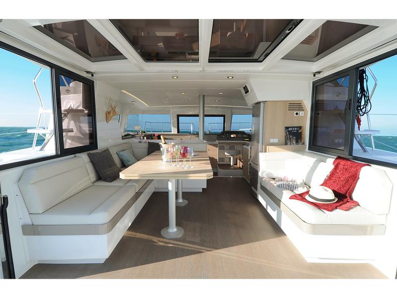 Book yachts online - catamaran - Bali 4.1 - Medusa I - rent