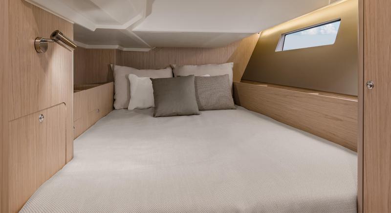 Book yachts online - sailboat - Oceanis 41.1 - Iris - rent
