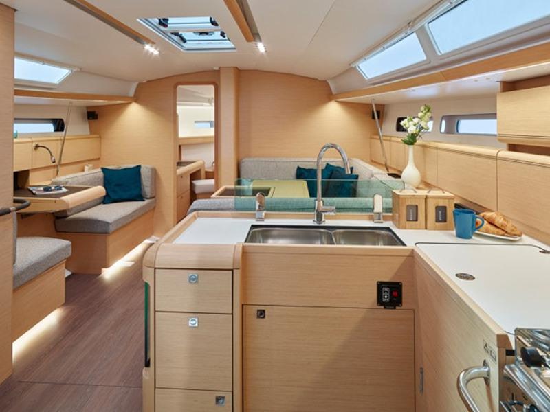 Book yachts online - sailboat - Sun Odyssey 449 - Nina - rent