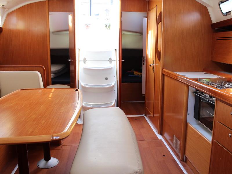Book yachts online - sailboat - Cyclades 43.4. - Galata - rent