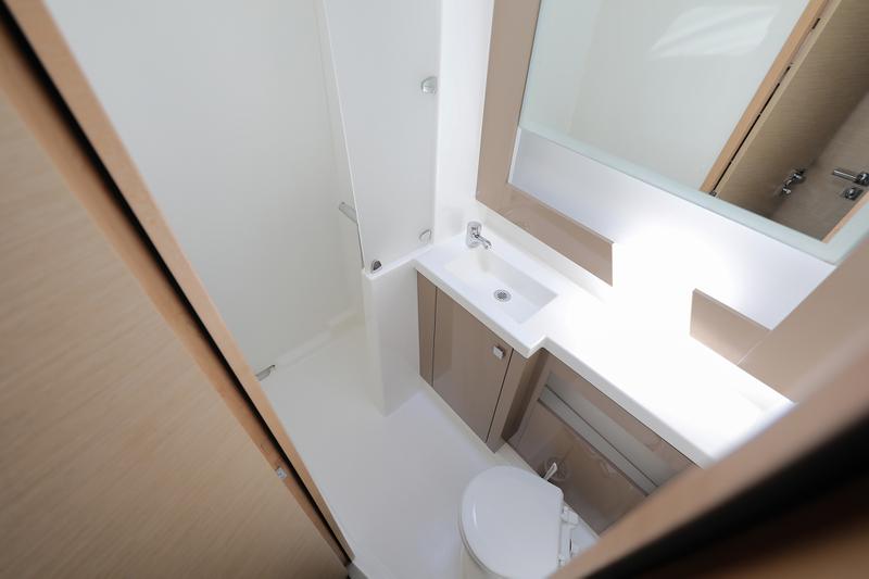 Book yachts online - catamaran - Saba 50 Quintet (6+1) - FEELING FREE - rent