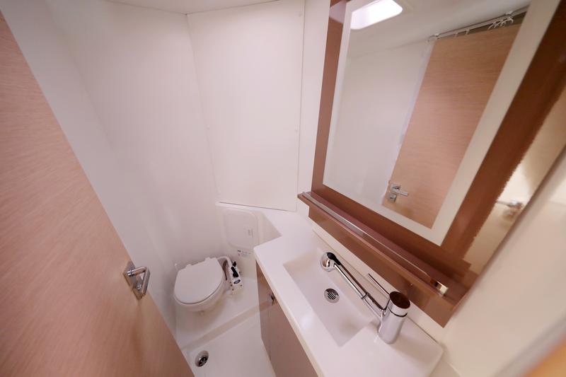 Book yachts online - catamaran - FP Lucia 40 - ANDARO - rent