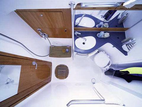 Book yachts online - sailboat - Bavaria 38 Cruiser - CORI - rent