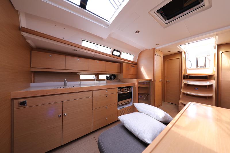 Book yachts online - sailboat - Dufour 460 Grand Large - WHATEVER - rent
