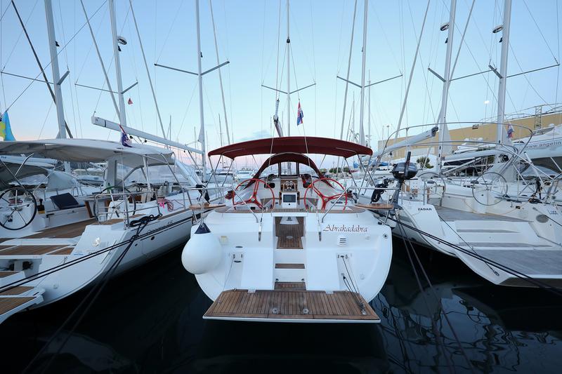 Book yachts online - sailboat - Elan 444 Impression - ABRAKADABRA - rent