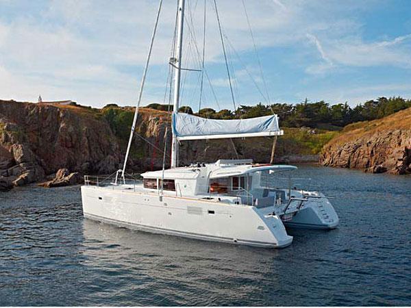 Book yachts online - catamaran - Lagoon 450 - DORKA V - rent