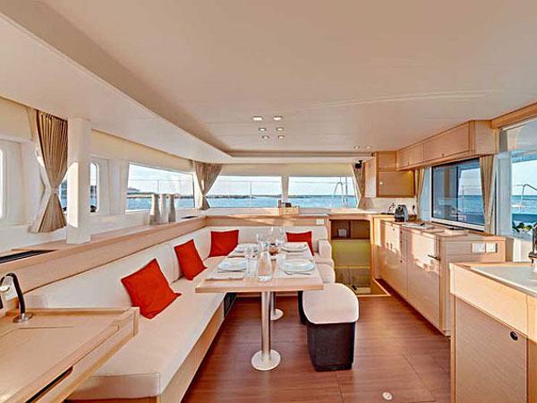 Book yachts online - catamaran - Lagoon 450 - DORKA V - rent