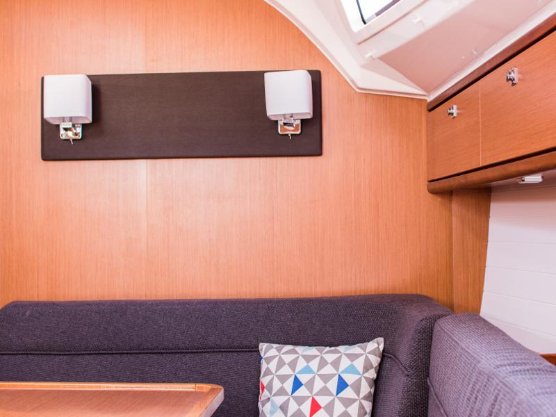 Book yachts online - sailboat - Bavaria Cruiser 41 - STAR KLEO - rent