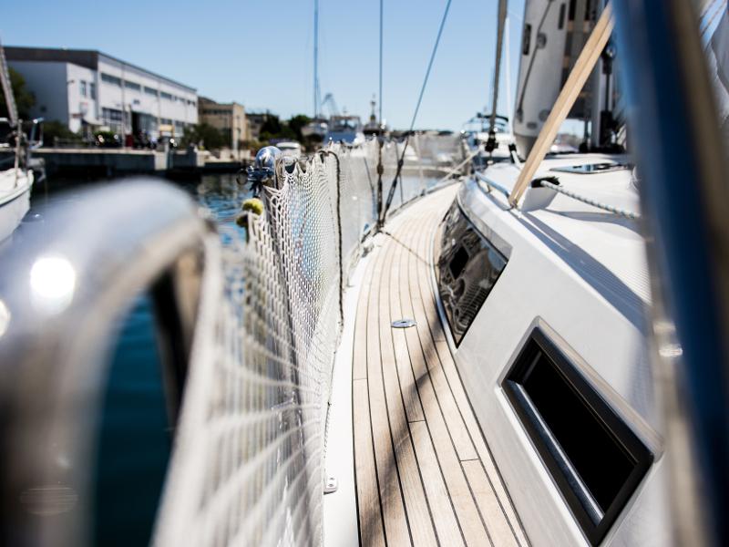 Book yachts online - sailboat - Bavaria 41 Cruiser - STAR LILLI - rent