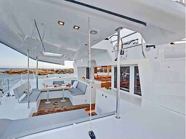 Book yachts online - catamaran - Lagoon 450 - SIMPLY THE BEST - rent