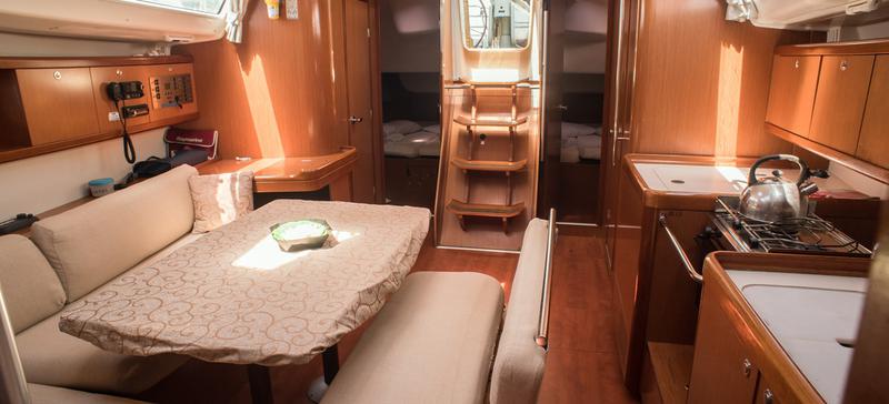 Book yachts online - sailboat - Oceanis 43 - SCARPANTO - rent