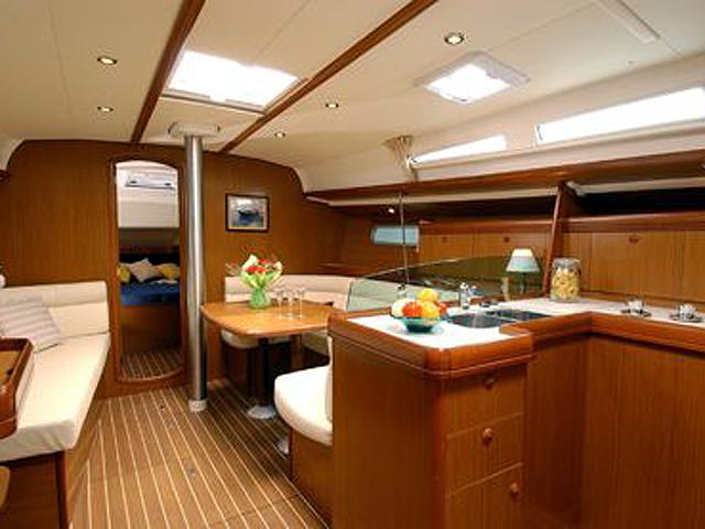 Book yachts online - sailboat - Sun Odyssey 42 i - Happy - rent