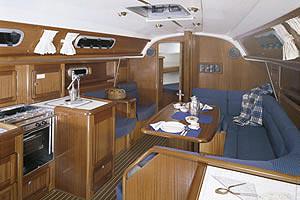 Book yachts online - sailboat - Bavaria 37 - Fjaka - rent
