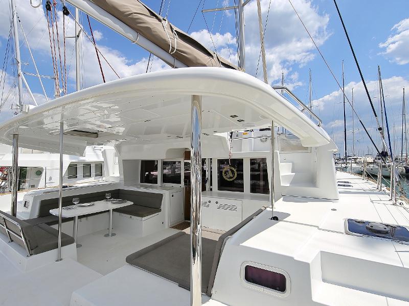 Book yachts online - catamaran - Lagoon 450 F - LADIES&amp;GENTLEMEN  - rent