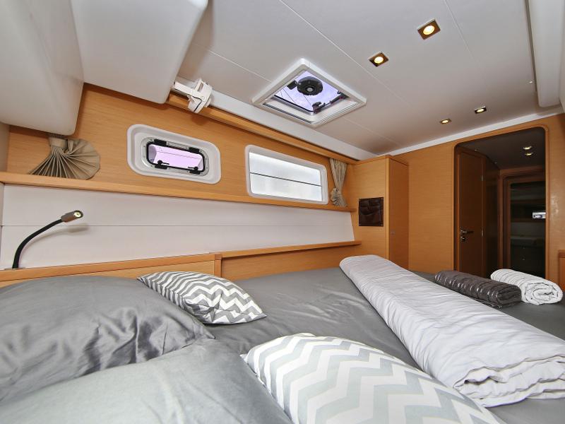 Book yachts online - catamaran - Lagoon 450 F - LADIES&amp;GENTLEMEN  - rent