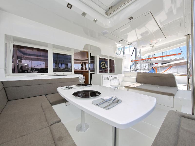 Book yachts online - catamaran - Lagoon 450 F - LADIES&amp;GENTLEMEN  - rent