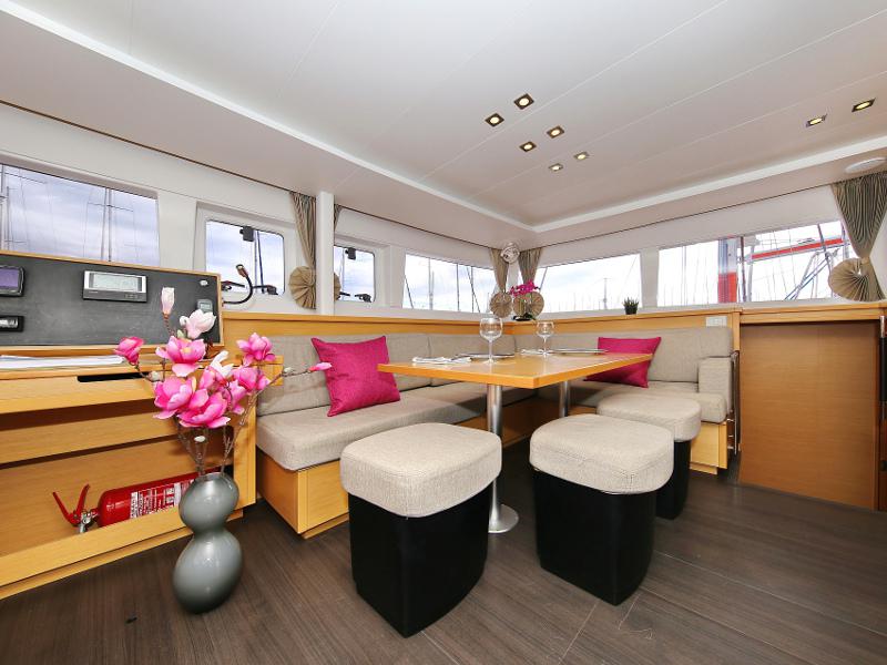 Book yachts online - catamaran - Lagoon 450 F - LADIES&amp;GENTLEMEN  - rent