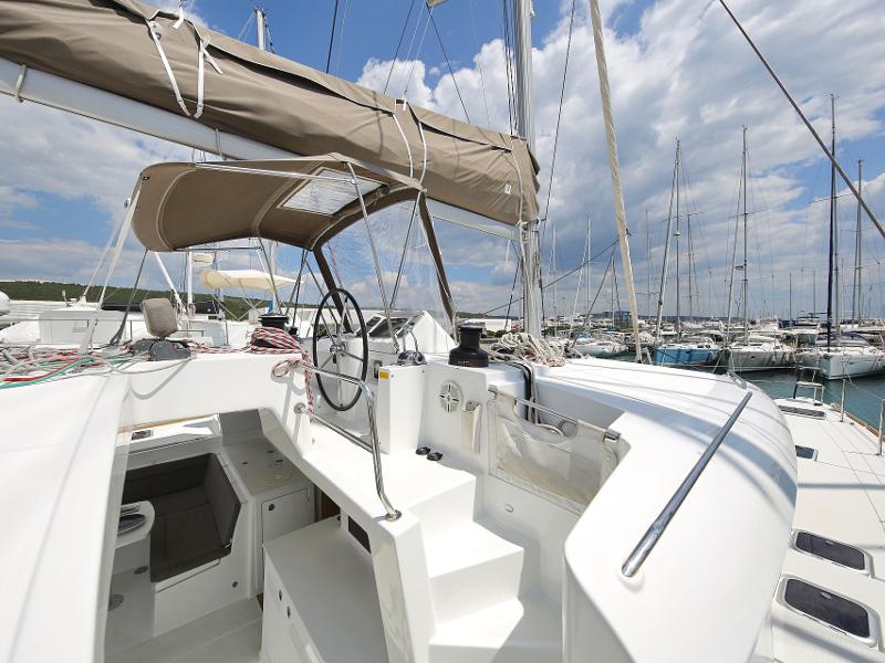 Book yachts online - catamaran - Lagoon 450 F - LADIES&amp;GENTLEMEN  - rent