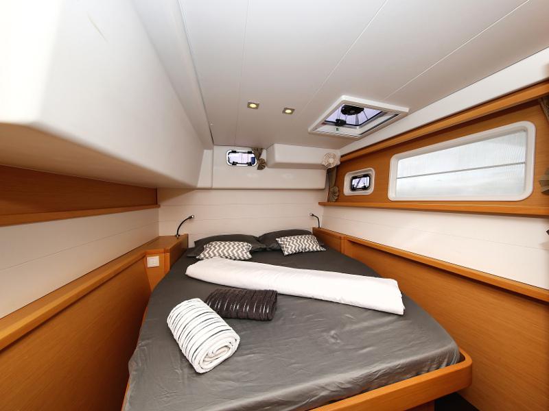 Book yachts online - catamaran - Lagoon 450 F - LADIES&amp;GENTLEMEN  - rent