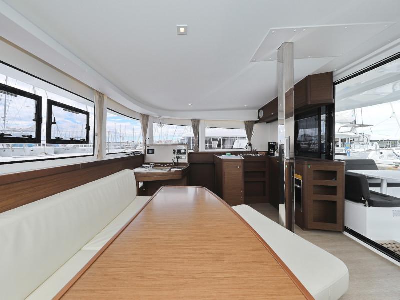 Book yachts online - catamaran - Lagoon 42 - FANTASEA  - rent